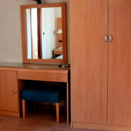 Hotel Lindaraja Peligros