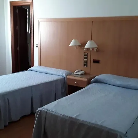 Lindaraja Hotel Peligros